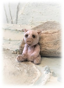 2-1-4-034-Faux-Fur-Piglet-Pig-OOAK-jointed-Antique-Aged-Artist-Bear-one-off-Design