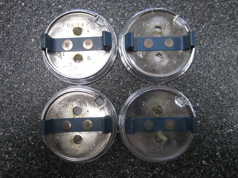 Tapas centrales de cable Ford Crown Vic Probe Taurus Tempo 1988-1992 254842 - Juego/4 Foto 3 de 4