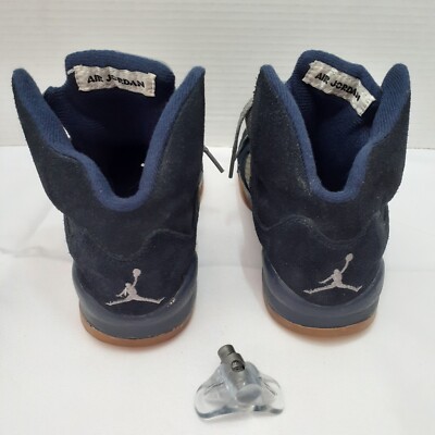 Vtg '01 Nike Retro Air Jordan Size 7 Women's 136045-141 Navy Blue