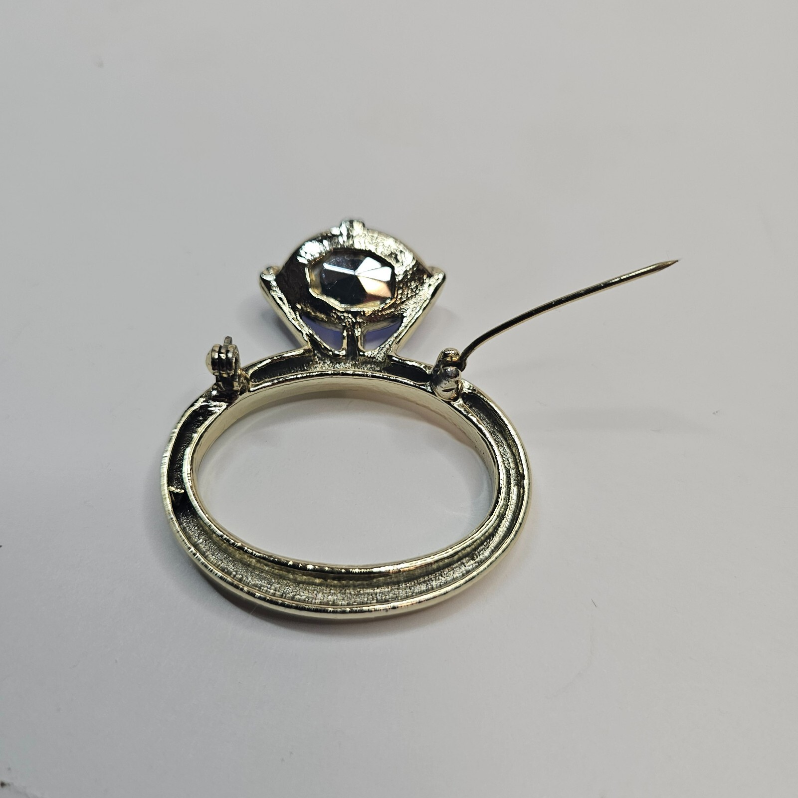 Silver Tone ring Shape Large Blue Rhinestone Broo… - image 4