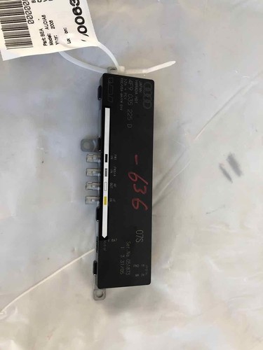 2006 AUDI A6 AVANT QUATTRO Antenna Radio Signal Amplifier 4F9035225D OEM - Picture 2 of 14