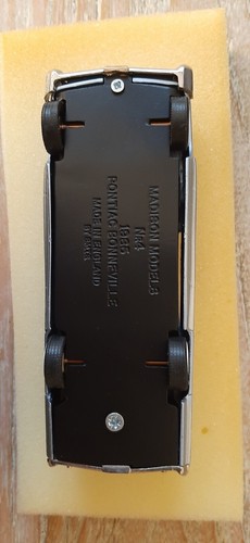Madison Models Nr.4 Pontiac Bonneville Coupe 1965 1:43 - Foto 6 di 7