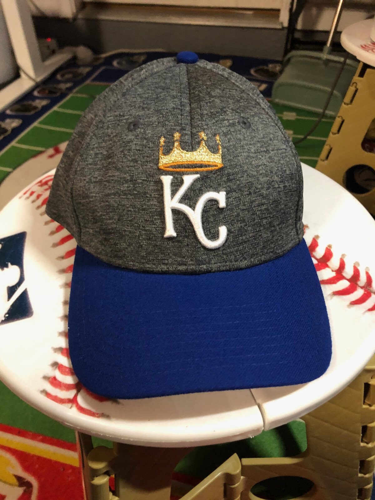 Kansas City Royals MLB Shadow Tech 2Tone Flex Heathered Gray Baseball Cap Hat KC