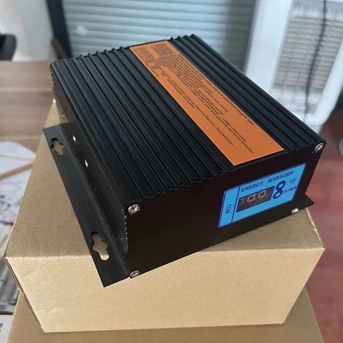  12V / 24V Auto 600W Wind 400W Solar Turbine Solar Hybrid MPPT Charge Controller - Picture 8 of 9