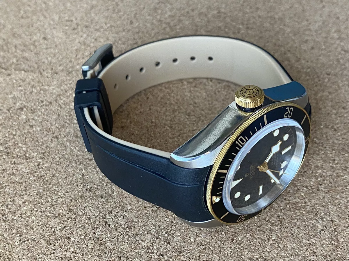 Tudor 22mm strap top