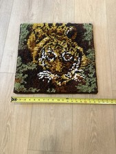 Vintage Latch Hook Tiger Rug 1970  s Exc Condition 19  x 19  