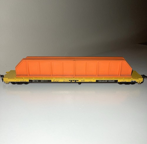 Remolque plano Roundhouse HO 60' tren MTTX #98111 con carga | Zustand: Used