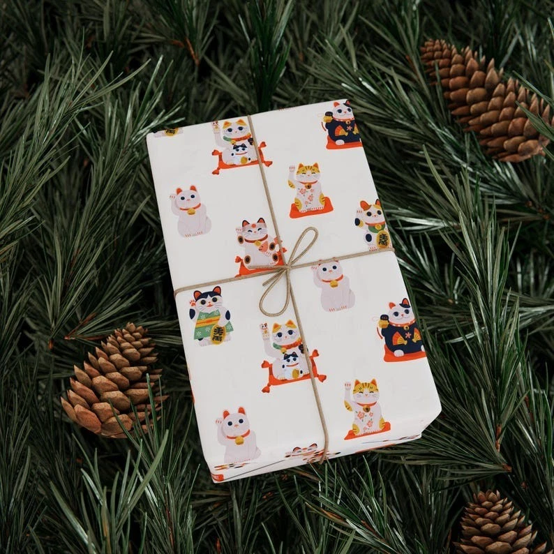 Lucky Cat Japanese Maneki-neko Gift Wrap