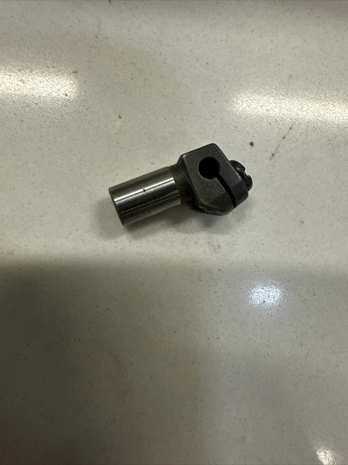 *NOS* 39843H-UNION SPECIAL-LOOPER HOLDER FOR SEWING MACHINES-FREE SHIPPING* - Image 2 of 3