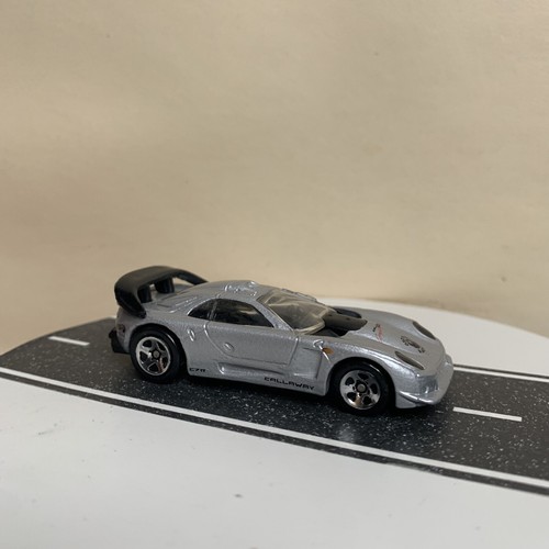 Hot Wheels 1998 First Editions #31 of 40 Cars Callaway C-7 #677 Silver w/5sp NM - Picture 3 of 13