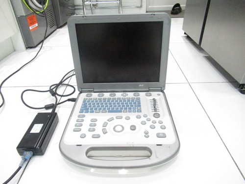 MINDRAY M5 PORTABLE ULTRASOUND IMAGE SCANNER LAPTOP MACHINE*NO HARD DRIVE*UK - Picture 1 of 14
