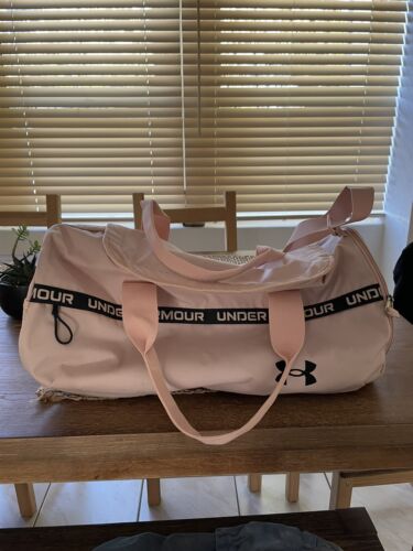 Women’s Under armor duffle | Gym Bag | Pink Gym Bag - Picture 1 of 16