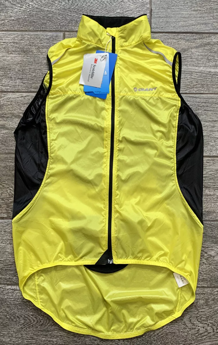 Cycling vest with back pockets clearance