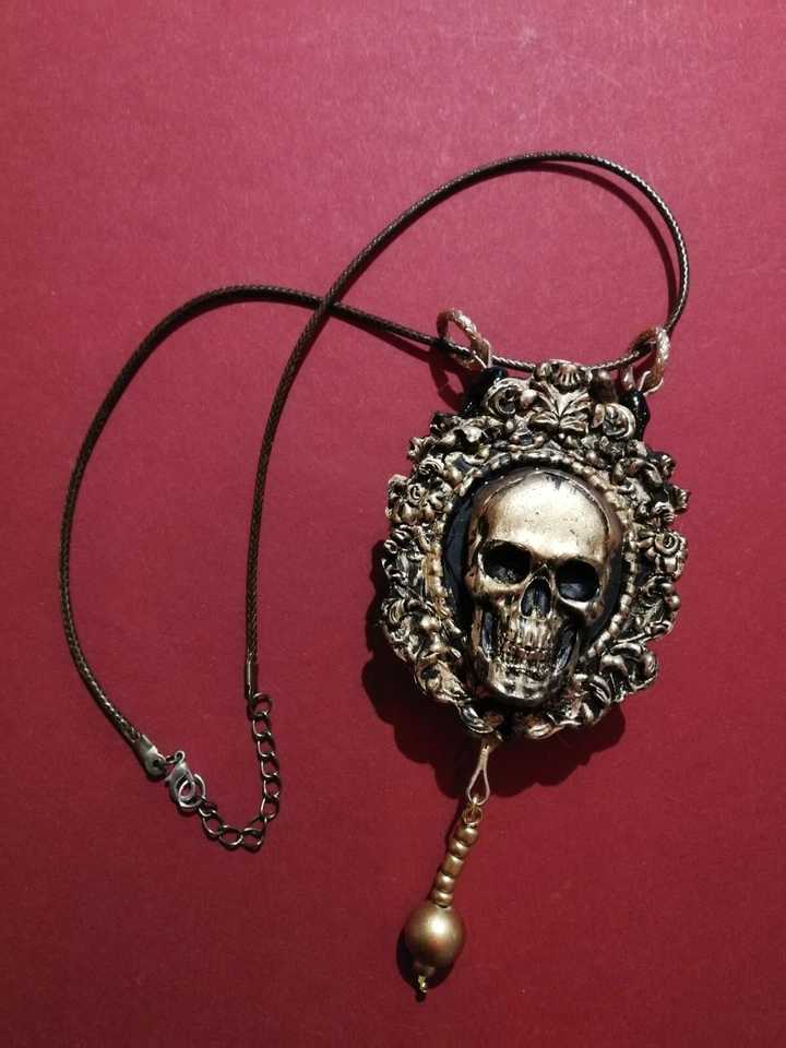 Black Magic Talisman Pendant Skull Amulet Dark Voodoo Evil Ritual Hand Help Bib - Image 4 of 4