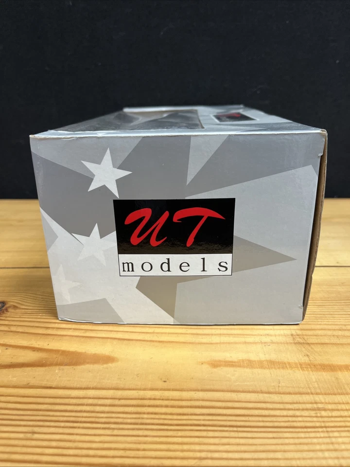 UT Models Grey Ferrari 550 In 1/18 Scale From 1996 - Image 2 of 4