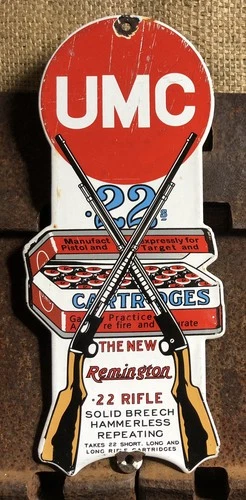 VINTAGE UMC REMMINGTON CARTRIDGES RIFLE 12” PORCELAIN GUN HUNTING FISH SIGN