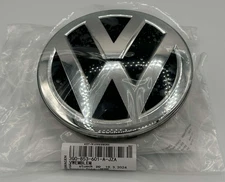 Fit For Volkswagen VW Grille Emblem Arteon Golf Family 2015-2021 3G0853601-A-JZA
