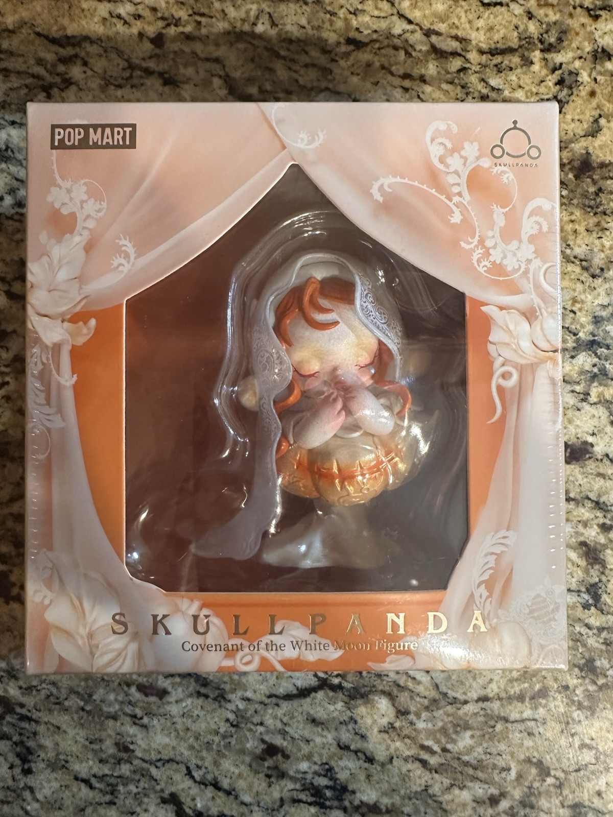 POPMART Skullpanda Covenant Of The White Moon Figure Brand New In Sealed Box