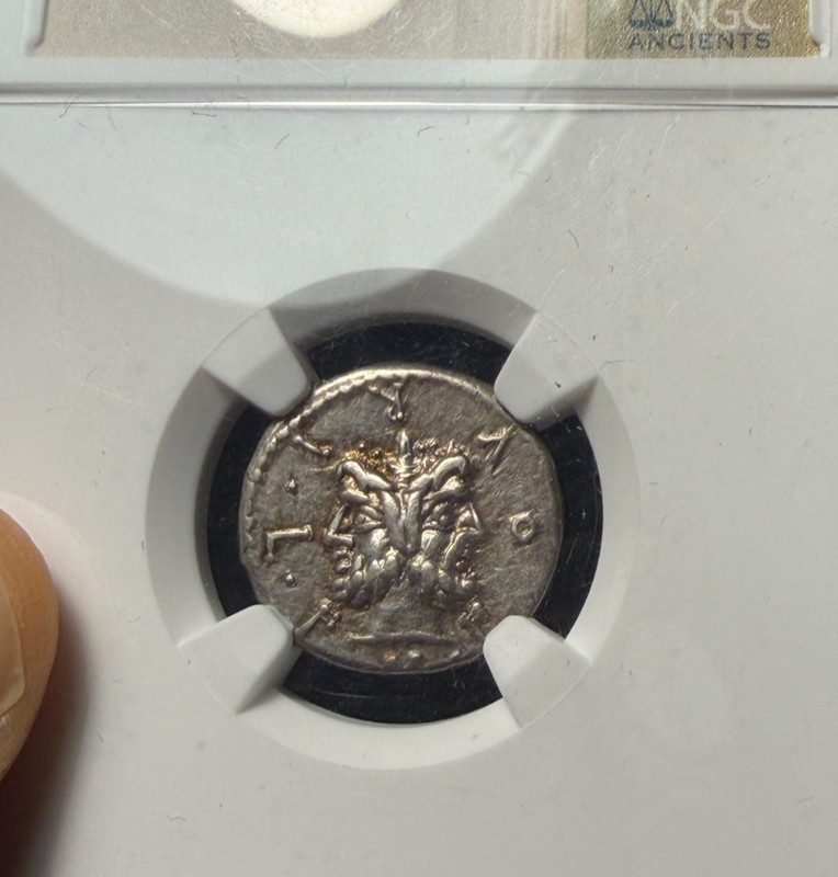 (#102847) Roman Republic: M Furlus L.f. Philus  119 BC  NGC Ch VF!  (see video!)