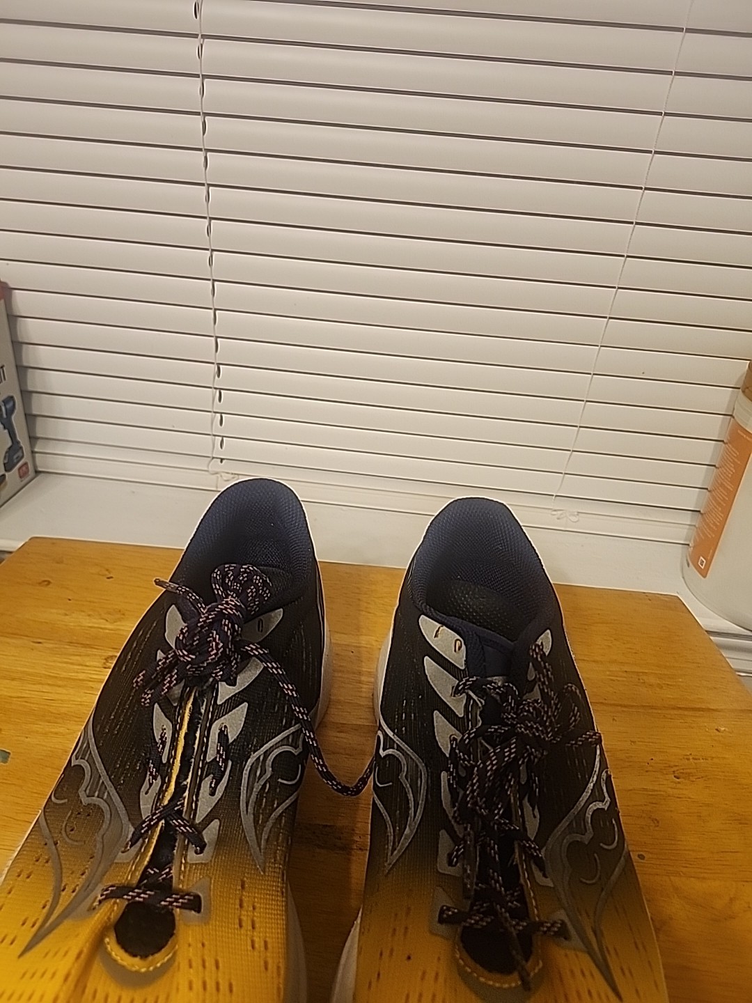 Saucony Endorphin Speed 3 Shoes Womens 12 Yellow Navy Athletic Running Sneakers thumbnail 5