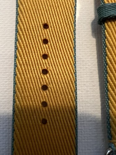 Apple Watch Hermès - 45mm Jaune d'Or/Bleu Jean Twill Jump Single Tour Band - Picture 14 of 17