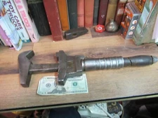 antique Marshall Wells Hardware Co 20"  parrot Pipe Monkey Wrench Wood Handle J
