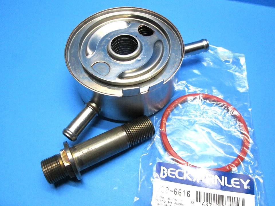 Enfriador de aceite de motor Nissan Armada Pathfinder NV Xterra Frontier V6 + junta OEM Foto 3 de 4