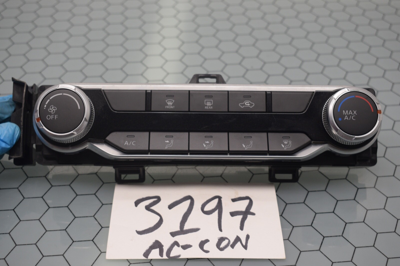 19 20 21 22 Nissan Altima AC and Heater Control Used Stock #3197-AC