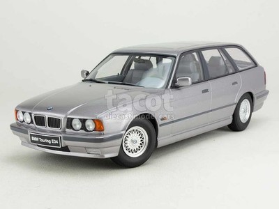 BMW Serie 5 Touring / E34 1996 - Triple 9 1/