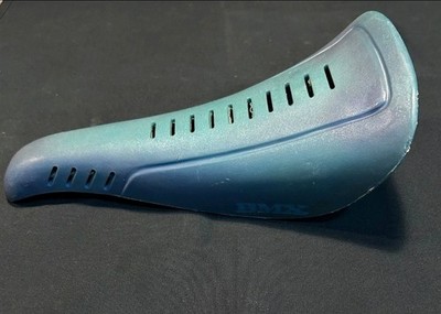 Vintage 1980 s Mongoose M1 Pro Class BMX  Seat Saddle Blue Rad with chrome guts