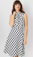 Ann Taylor Slvlss Twst Frnt Lined Fit N Flare Drss WM 14 Wht W Blk Fri Prnt
