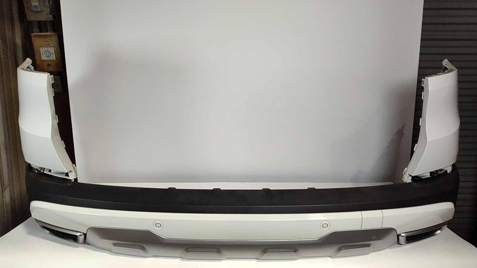 2019-2023 BMW X5 Rear Bumper OEM 51128498991 51128498992 51129881522 51125A0BD56