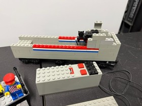 LEGO Train 9v 4558/10001 4547/10002 Incomplete Metroliner & Club Car