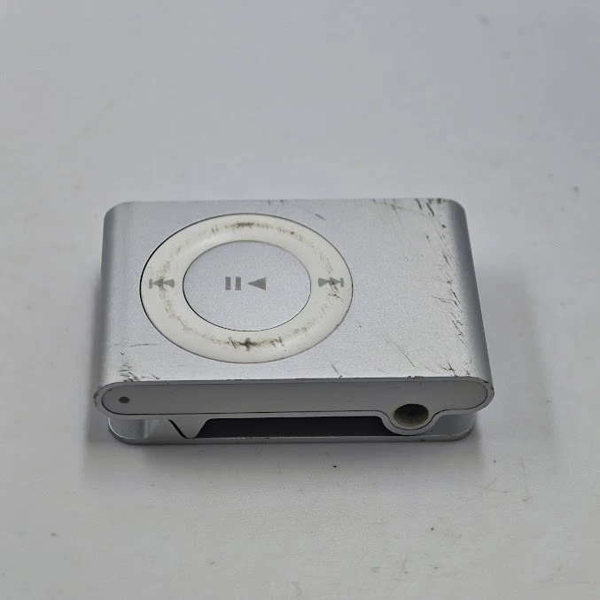 Apple Ipod Shuffle Silber - Funktioniert, Kratzer, Keine Originalverpackung - Bild 3 von 4