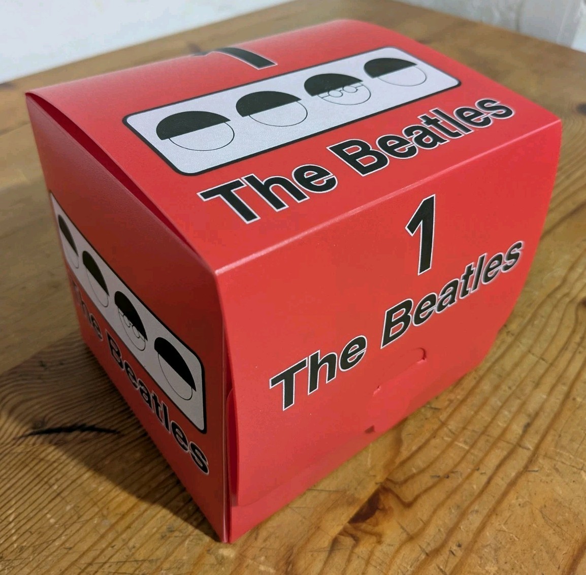 THE BEATLES - NO. 1's BOX SET (Mega RARE CD, T SHIRT, KEY
