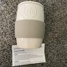 Pampered Chef Egg Cooker Microwave Ceramic Silicone Sleeve Eggs Oatmeal Muffins