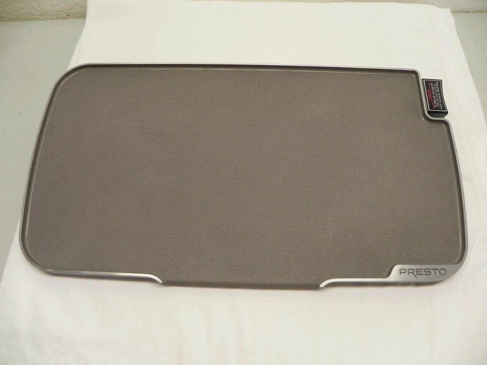 Presto Model 0706201 22-inch Ceramic Electric Griddle Cooking Surface(Part Only)