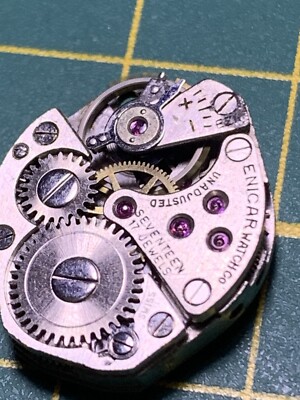 Original Enicar FHF 60 Uhrwerk. Waage ok. Calvert Dial. Krone & Schaft