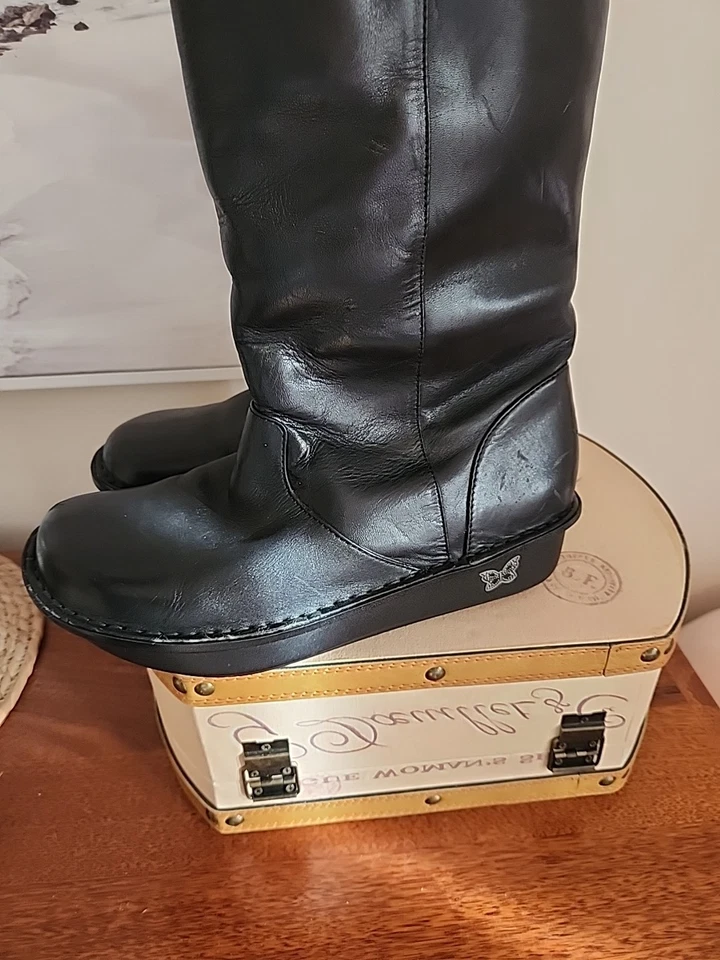 ALEGRIA | SIZE 38 |Black Leather Mid Calf Boots Shearling Inner Faux Fur Lined  - image 3 of 4