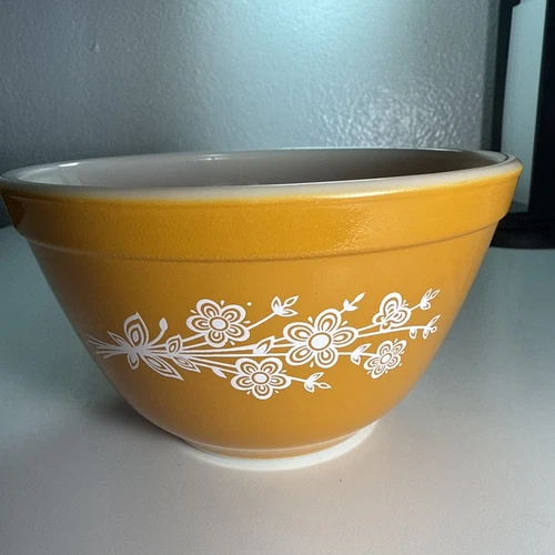 VTG Pyrex Butterfly Gold 750lm Mixing Bowl Xx