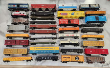 HO Scale Train Trailer MISC Lot Of 35x Cattlecar-Flatcar-Tankercar-Boxcar-Coal