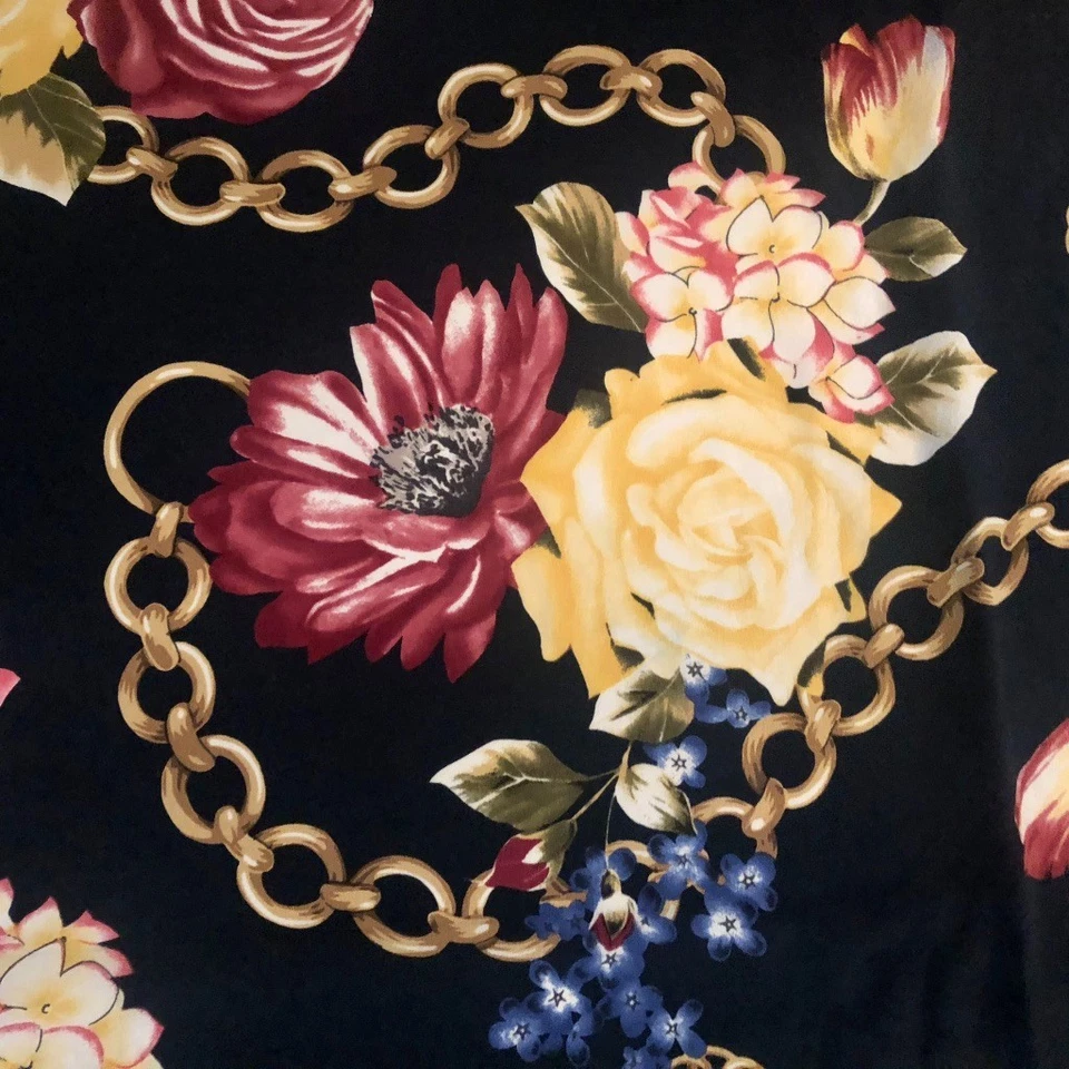 BUFANDA DE SEDA GRANDE ECHO Rosas y Cadenas Doradas 33" Cuadrado Floral en Negro/Dobladillo de Mano Foto 4 de 4