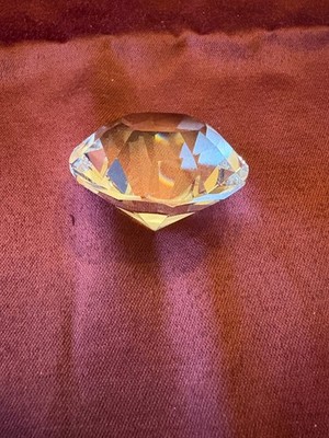 New in Box Swarovski SCS Chaton Diamond Paperweight Figurine