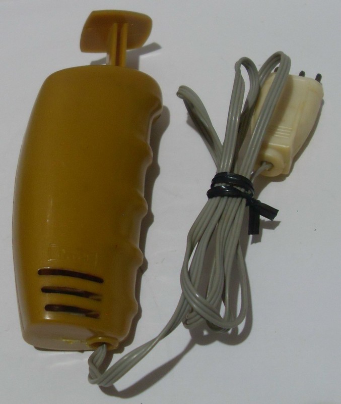 Vintage Revell SLOT CAR CONTROLLER w/ 3-prong plug nice shape works good