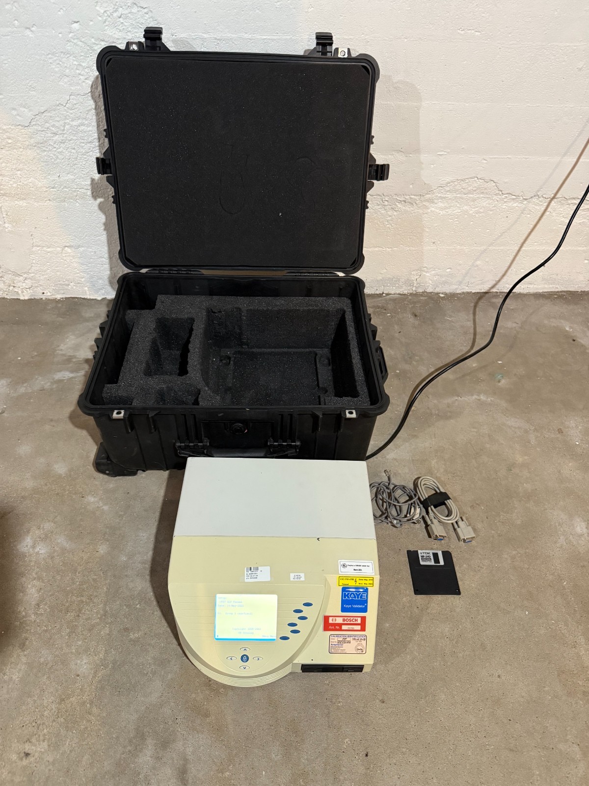 Kaye GE Sensing Model 2000 X2000 Validator