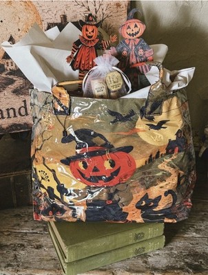 Vintage Style Halloween Boo Bag Gift Set Vinyl Tote Pumpkin Cutouts Hand Lotion