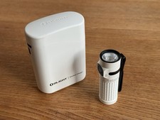 Olight Baton 4 Kit -  Premium / Ladecase in W...