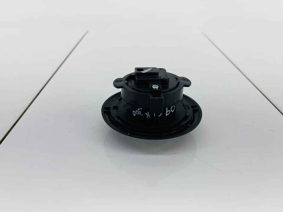 09-11 MERCEDES BENZ SLK300 REAR TRUNK DECK COVER LID CLOSE SWITCH BUTTON OEM - Image 4 of 4