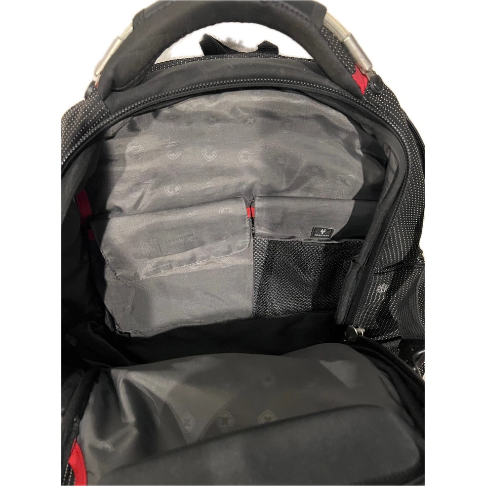 Swiss Gear Travel Tech Elite USB ScanSmart Laptop Backpack - Image 4 of 4