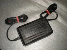 Genuine Igloo Kool Mate Cooler 12 Volt AC/DC Converter Adapter 1674 Power Supply